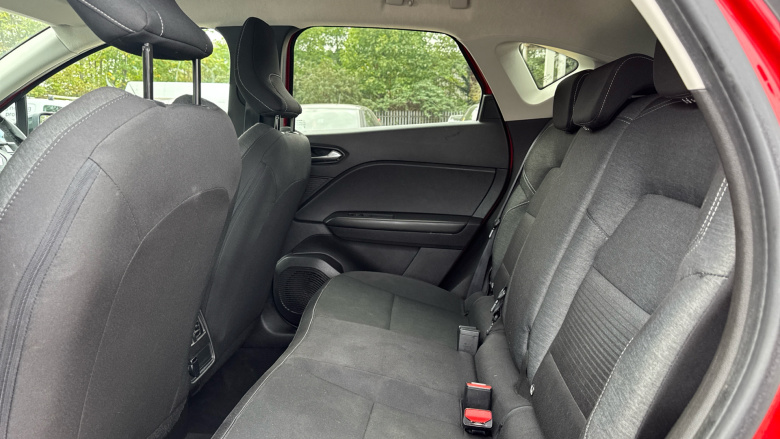 Renault Captur 1.0 TCE 100 Iconic 5dr Petrol Hatchback